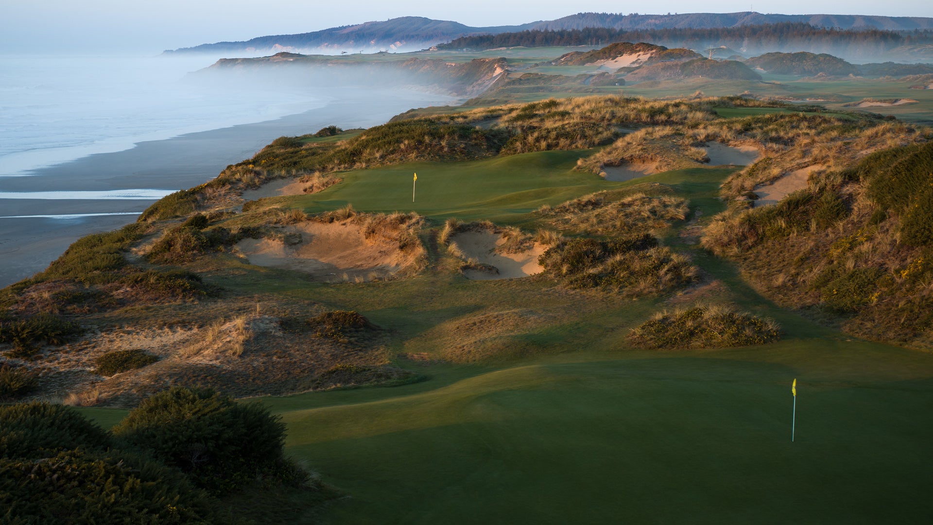 Pacific Dunes at Bandon Dunes Golf Resort overlooking oceanfront cliffs and coastal dunes.